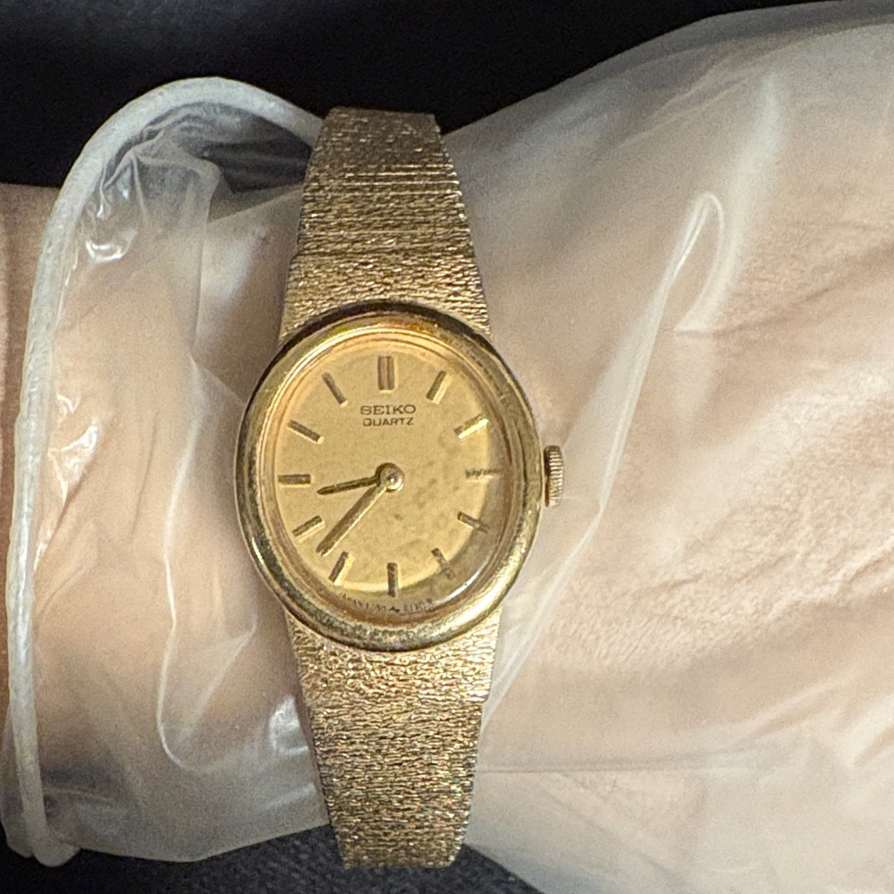 Seiko Gold Textured Quartz Timepiece